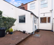 3 Dundee Street