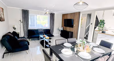 Large 4BR House, Sleeps 11, Garden, Ideal for Contractor Crews