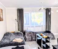Large 4BR House, Sleeps 11, Garden, Ideal for Contractor Crews