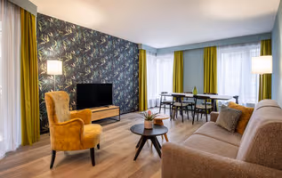 Rue d'Idalie Serviced Apartment