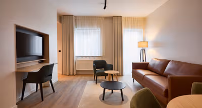 Henri Serviced Apartment