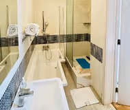 One Bedroom Apartment in Oniru