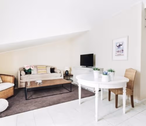 Felice Serviced Apartment