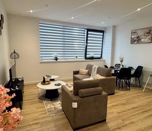 listing-1791307175763828153-0