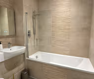 listing-1791307175763828153-7