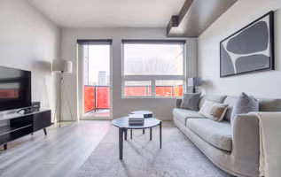 Seattle Need Apartment