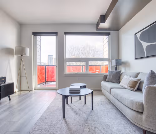 Seattle Need Apartment