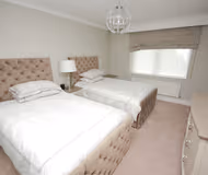 Modern 2-Bedroom Apartment in Bournemouth for 6