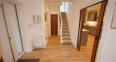 Elegant 5-Bedroom House in Bournemouth