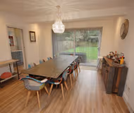 Elegant 5-Bedroom House in Bournemouth