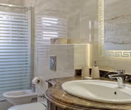 listing-1170024365379666857-7