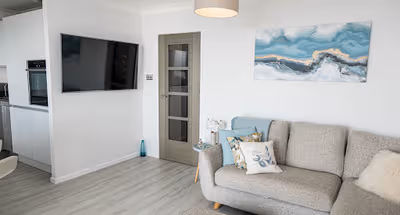 (SEA8) Seaview Retreat 2P