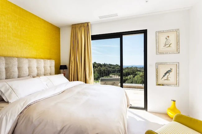 Luxury Villa With Stunning Ocean Views Over Cote D'Azur