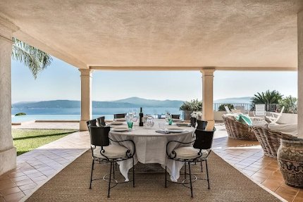 STUNNING VILLA IN GRIMAUD PANORAMIC SEAVIEWS