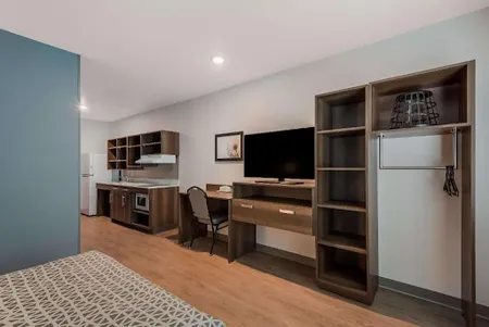 Bellflower - Los Angeles Apartment