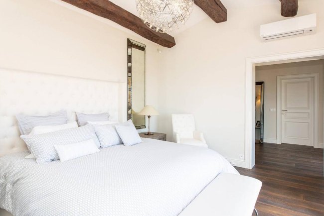 Sensational Luxury Villa Near Antibes