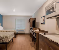 Bellflower - Los Angeles Apartment