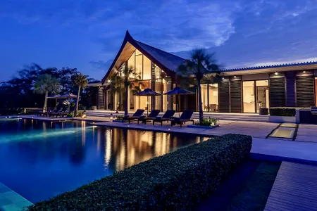 A Luxuriously Stylish Villa in Phuket