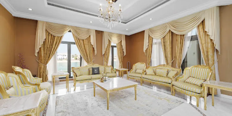 Opulent 6 bedroom  Villa In Palm
