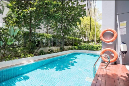 Peng Nguan St Serviced Apartments, Outram Park pool side