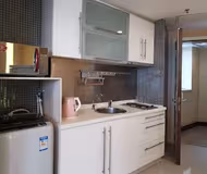 West Yan'an Rd Deluxe Suite