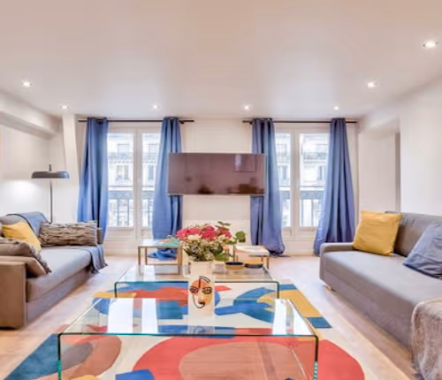 JUST OFF OPERA GARNIER, EXPERIENCE THE LUXURY OF GRANDS BOULEVARDS