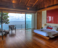 Breathtaking 6 Bedroom Villa in Kathu District
