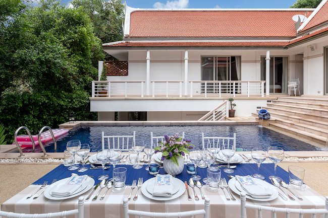 Handsome Villa Near Kata Beach