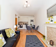 Charlotte Quay II living room