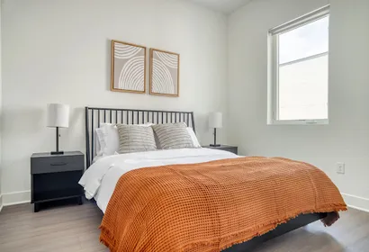 Hooker Street Apartment