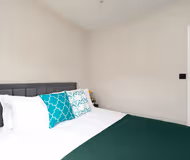 Cockfosters Apartments - Barnet (Near Picadilly Line)