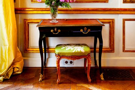 Luxury 17th Century Mansion in Center of Saint-Germain en Laye