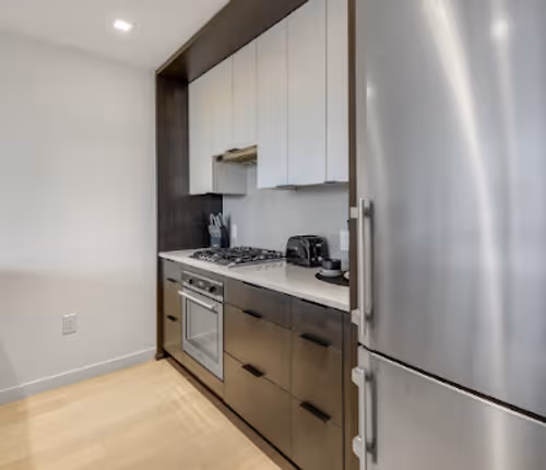 Grid Iron Apartment
