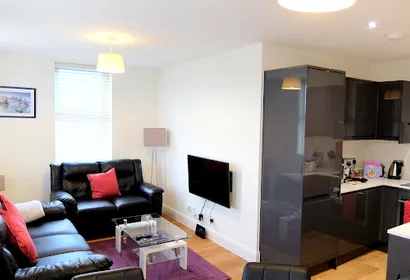 Twickenham Evergreen Apartments