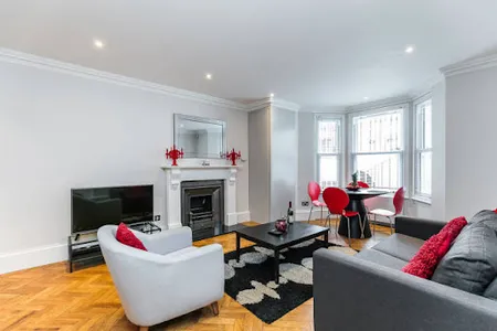 Earls Court - 6 Ongar Road