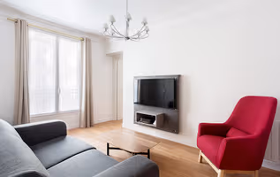 Rue de Moscou Serviced Apartment