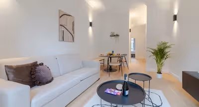 Chau. De Waterloo Serviced apartment