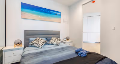 La Trobe Street Apartments