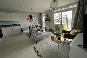 Harlow House