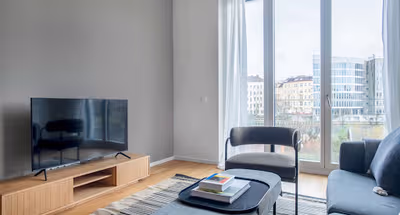Charlte Serviced Apartment