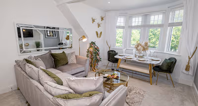 (ISA4) Park Views 2S