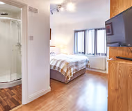 Double bed bedroom at Northleigh House, Furzton