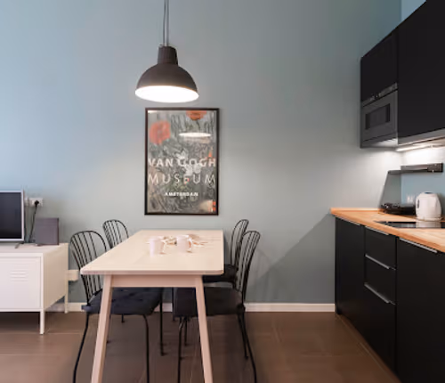 Mecenate Serviced Apartment