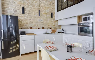 Rue de Flesselles Serviced Apartment