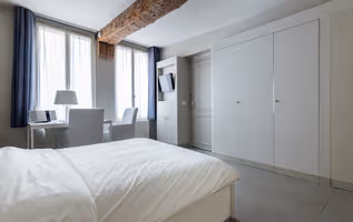 Bretonnerie Serviced Apartment