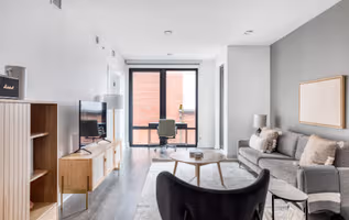T Street NW Serviced Apartment