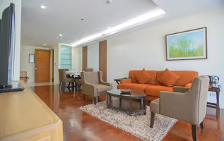 Khlong Toei Apartments