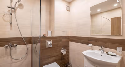 100 ulitsa Serviced Apartment