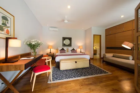Stylish Family Villa in the Oberoi District