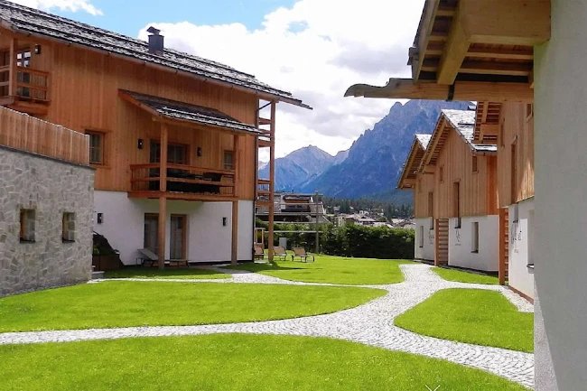 A Chic Retreat in the Heart of San Vigilio
